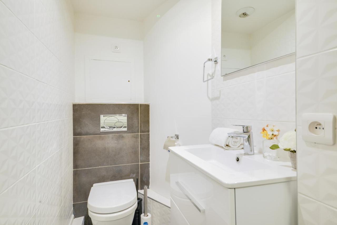 Sweett - Saint Lazare Apartment ปารีส ภายนอก รูปภาพ